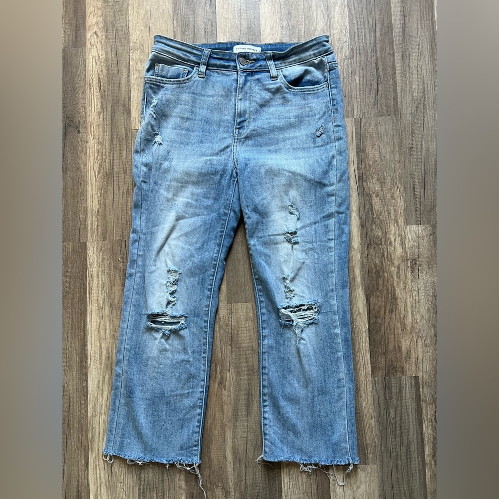 Flying Monkey Woman’s Light Blue Distressed Straight Leg Jeans Size 29 Short